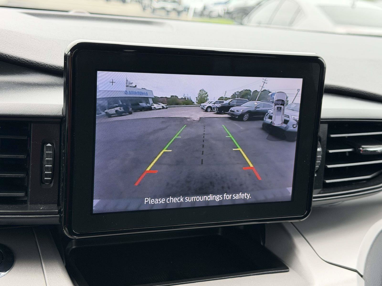 Certified 2023 Ford Explorer XLT AWD/4WD image 31