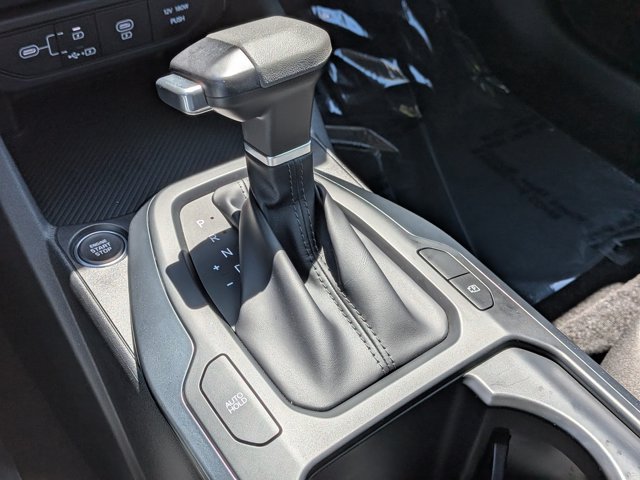 Used 2025 Kia K4 FWD image 26