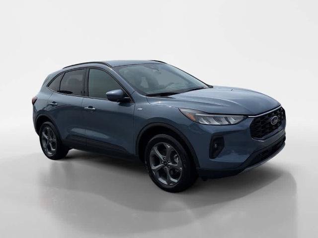 Certified 2025 Ford Escape ST-Line Select AWD/4WD image 7