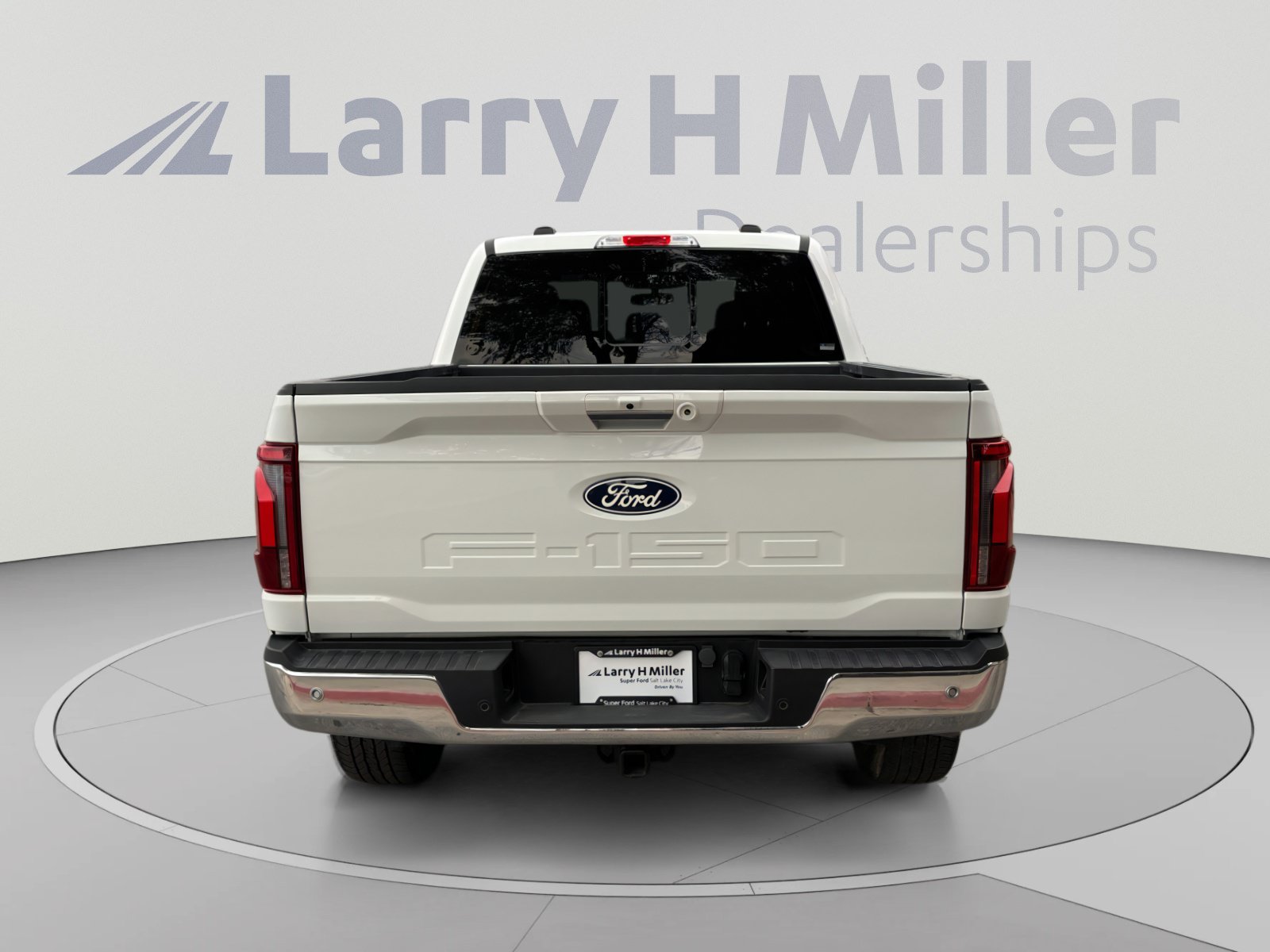 Certified 2024 Ford F150 Lariat w/ Bed Utility Package AWD/4WD image 4