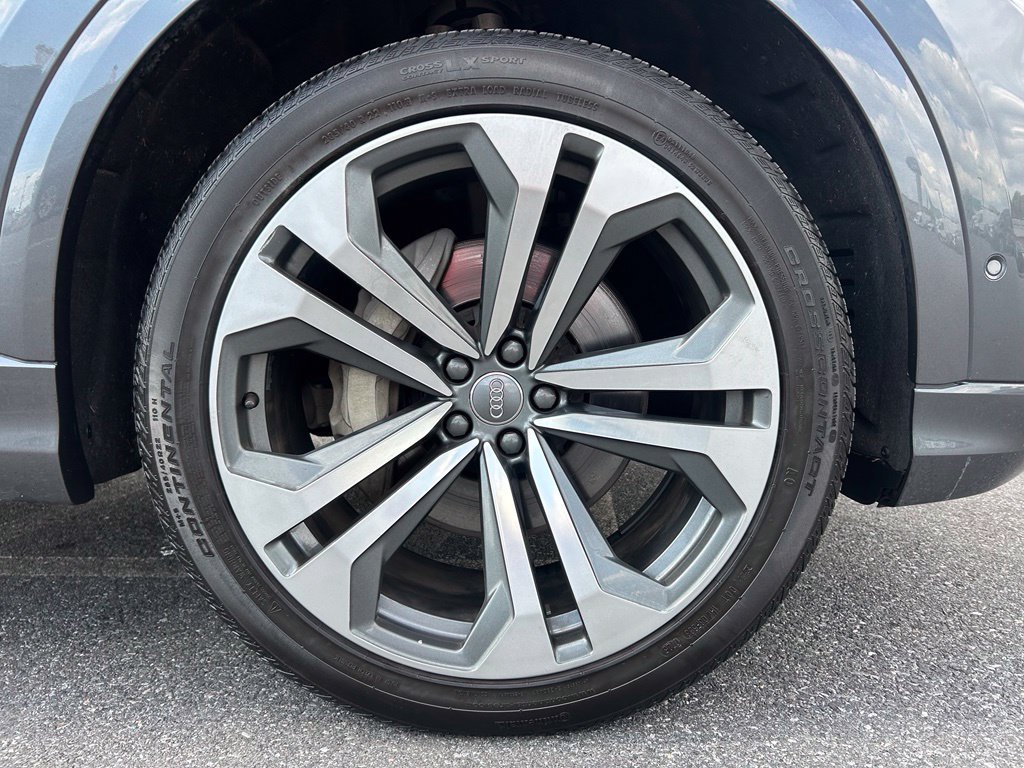 Used 2020 Audi Q8 Premium Plus AWD/4WD image 12