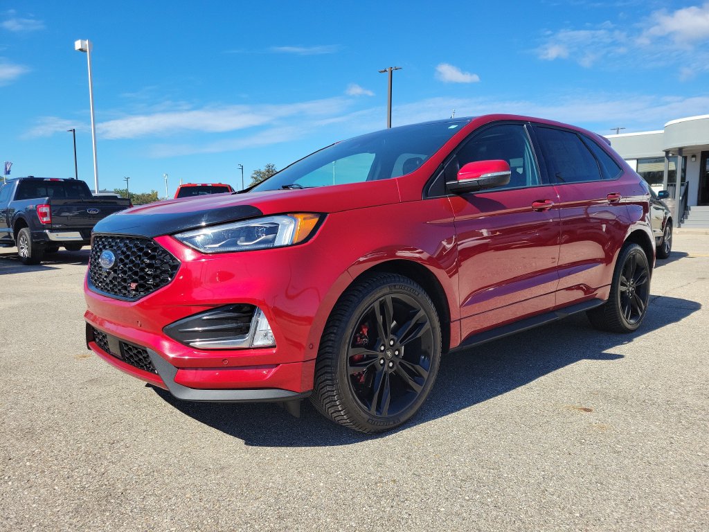 Certified 2023 Ford Edge ST w/ Equipment Group 401A AWD/4WD image 2
