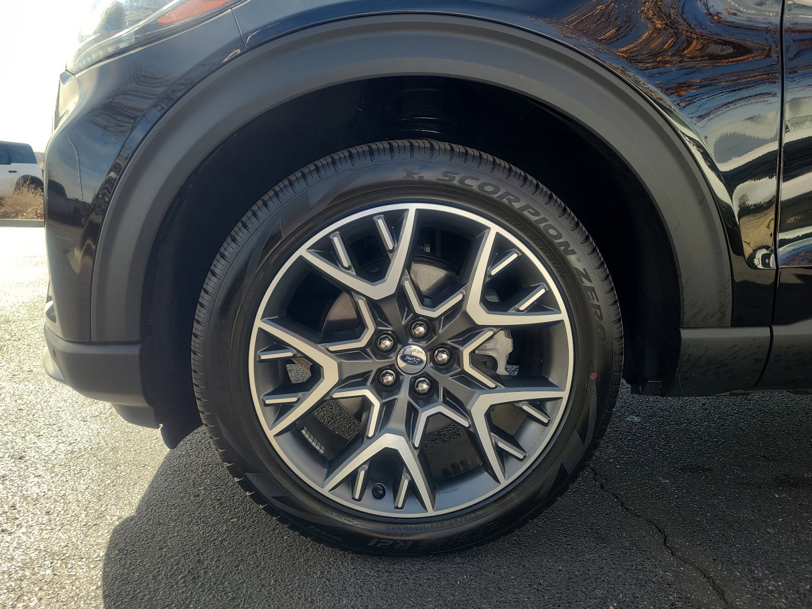 Certified 2025 Ford Explorer Platinum w/ Ultimate Package image 26