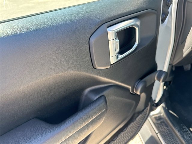 Used 2024 Jeep Wrangler Sport image 19