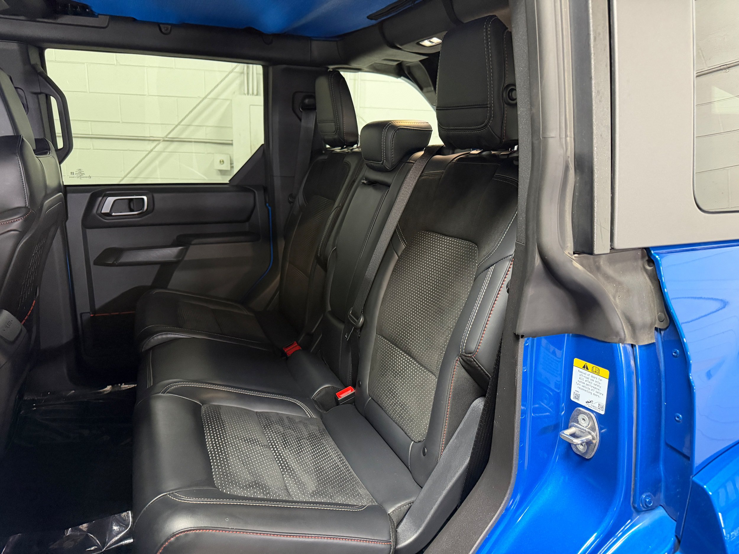 Certified 2024 Ford Bronco Raptor w/ Interior Carbon Fiber Pack 6 AWD/4WD image 12