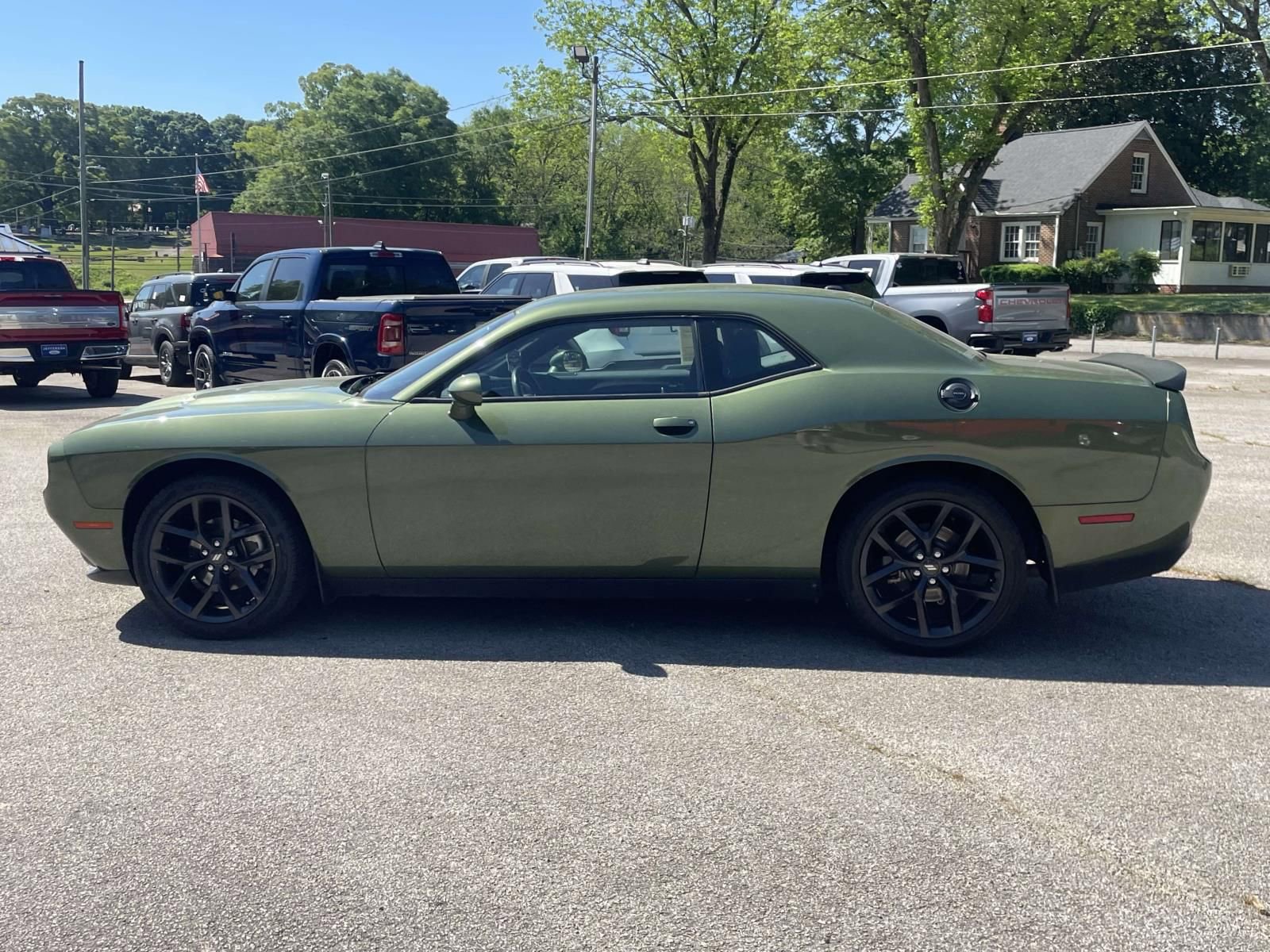 Used 2021 Dodge Challenger SXT w/ Blacktop Package RWD image 6