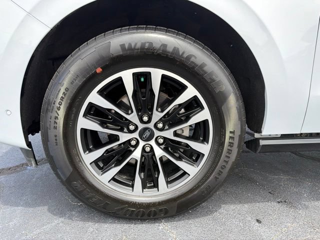 Certified 2025 Ford Expedition Max Platinum AWD/4WD image 10