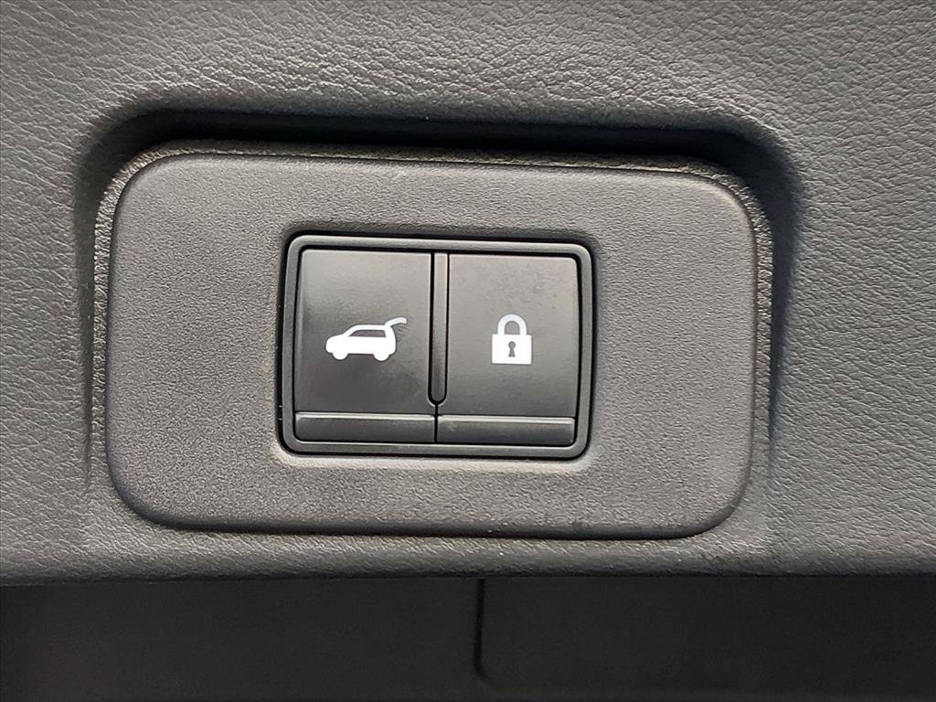 Used 2021 Nissan Rogue SV w/ Premium Package FWD image 17