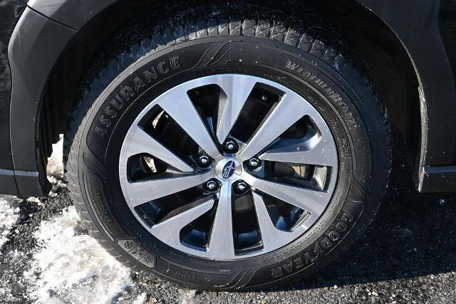 Used 2024 Subaru Outback Premium image 14
