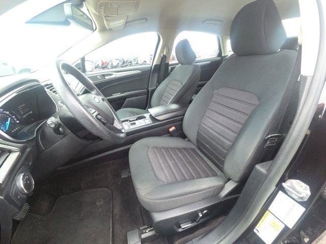 Certified 2020 Ford Fusion SE image 23