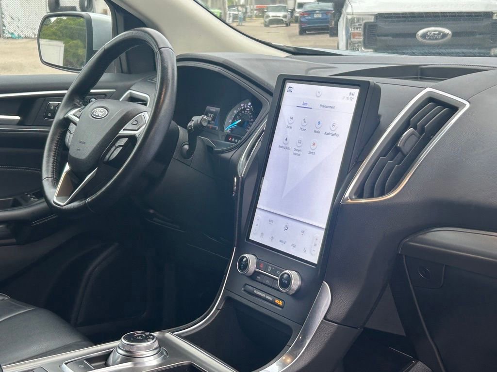 Certified 2022 Ford Edge Titanium image 27
