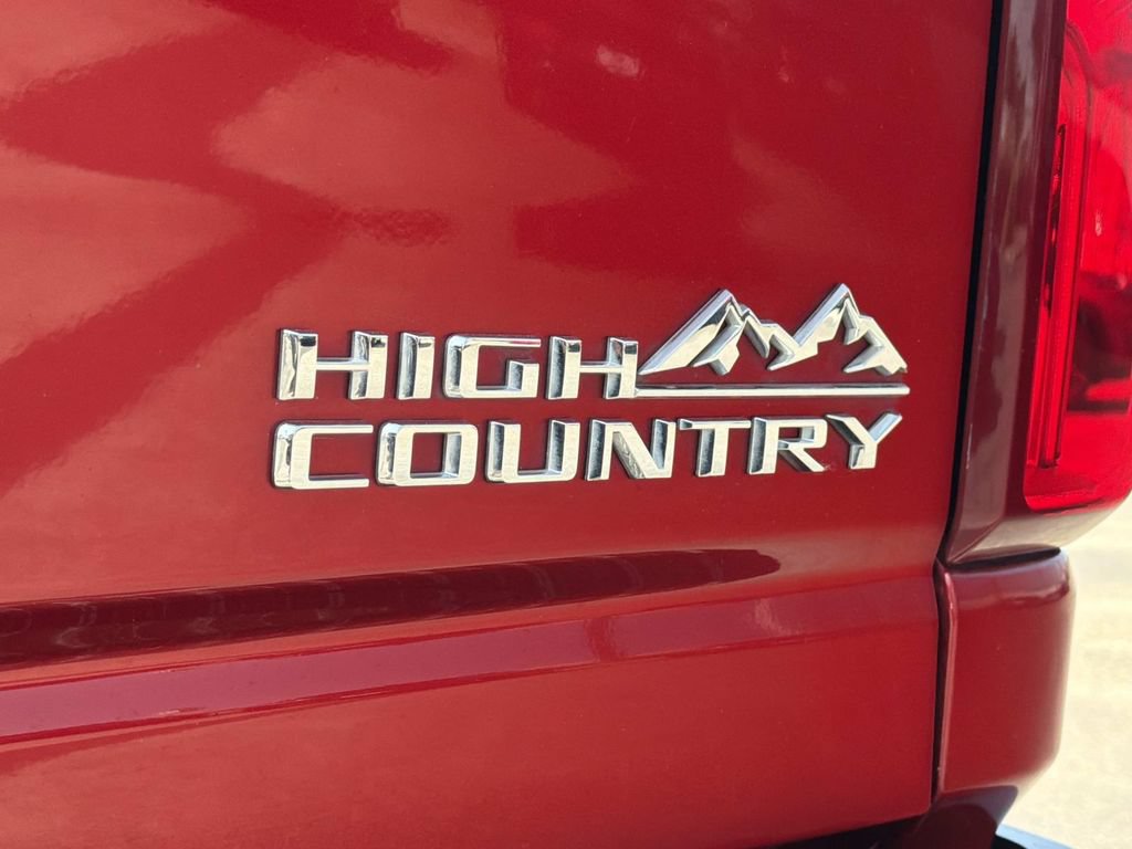 Used 2022 Chevrolet Silverado 3500 High Country AWD/4WD image 9