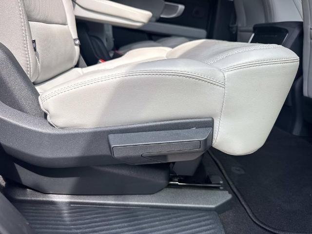 Certified 2025 Ford Expedition Platinum w/ Driver's Package AWD/4WD image 11