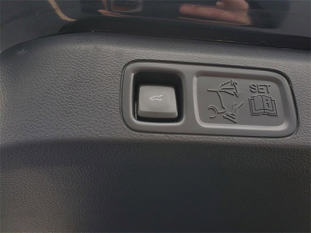 Certified 2023 Ford Expedition Limited image 33