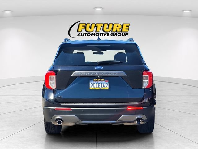 Certified 2021 Ford Explorer XLT w/ Equipment Group 202A RWD image 6