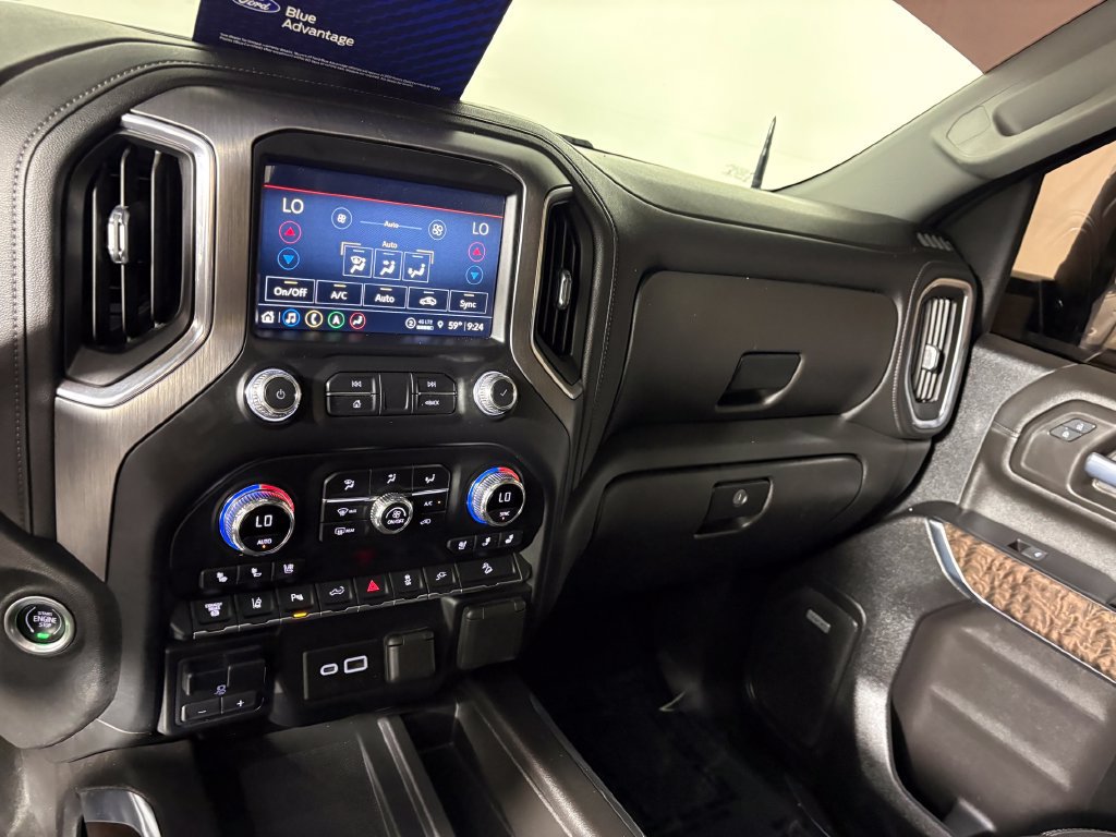 Used 2021 GMC Sierra 2500 Denali w/ Denali Ultimate Package AWD/4WD image 17