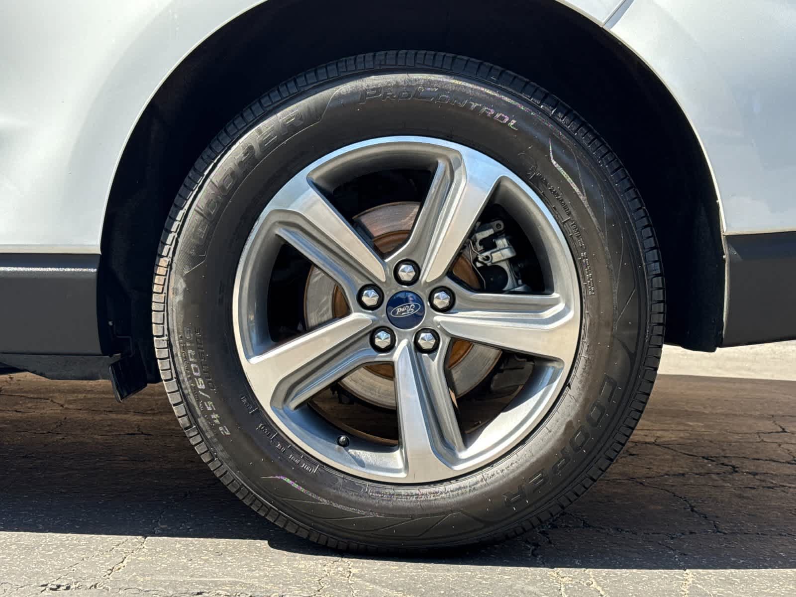 Certified 2020 Ford Edge SEL AWD/4WD image 27