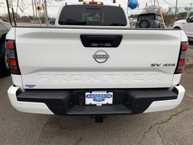 Used 2024 Nissan Frontier SV w/ SV Convenience Package image 3