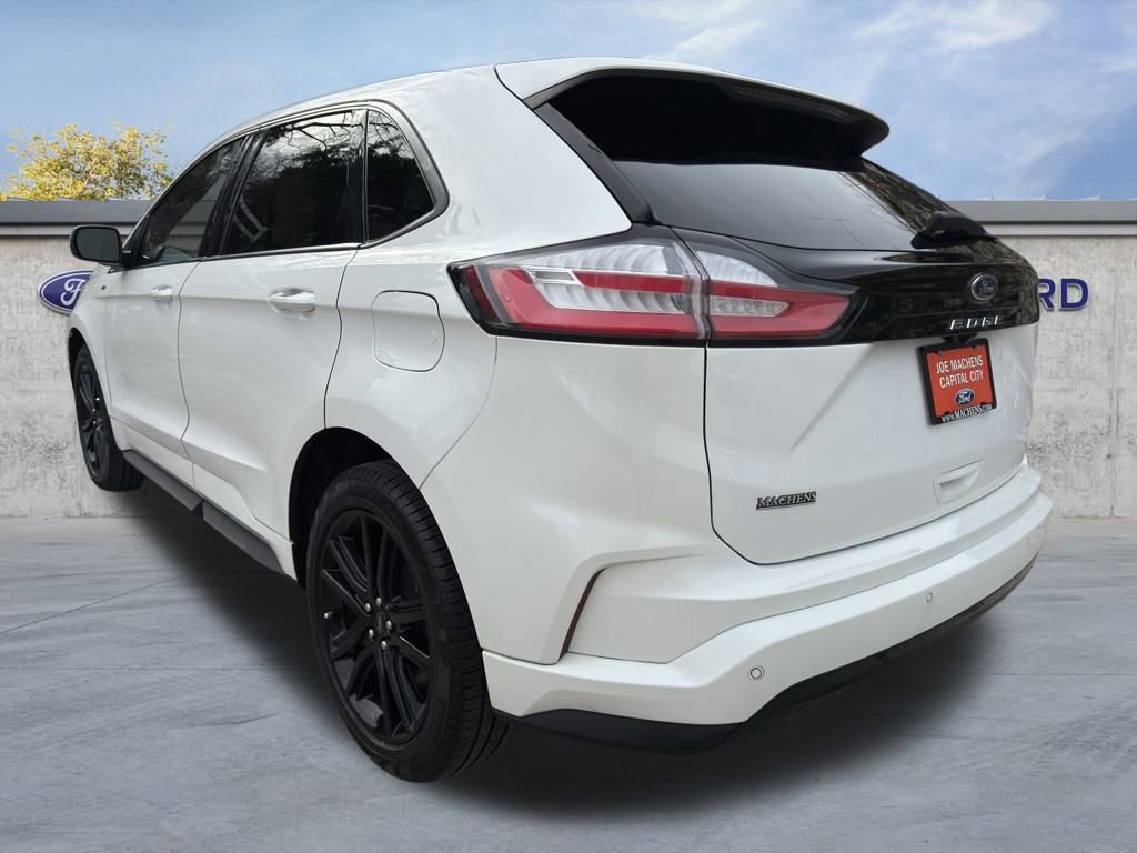 Certified 2022 Ford Edge ST-Line image 3