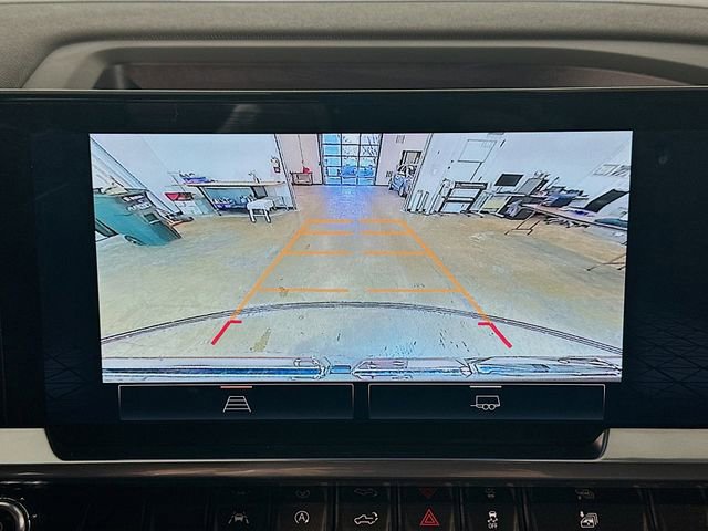 Used 2023 GMC Sierra 1500 Elevation image 24