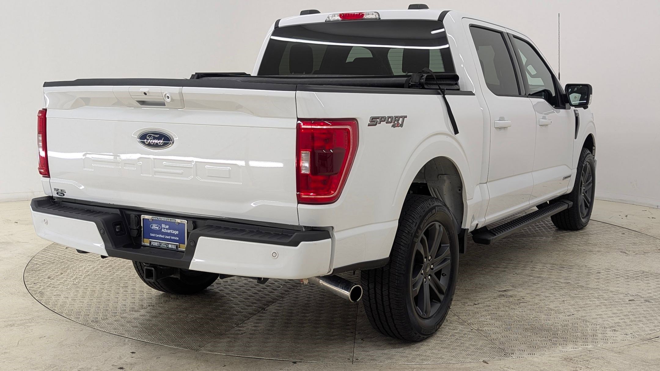 Certified 2023 Ford F150 XLT w/ Equipment Group 302A High image 9