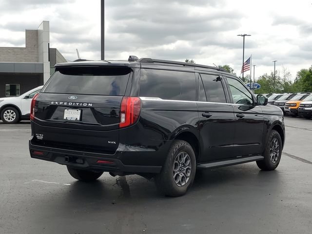 Certified 2025 Ford Expedition Max Active AWD/4WD image 3