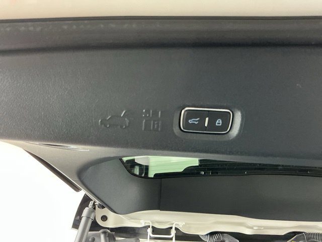 Certified 2025 Ford Expedition Tremor AWD/4WD image 38