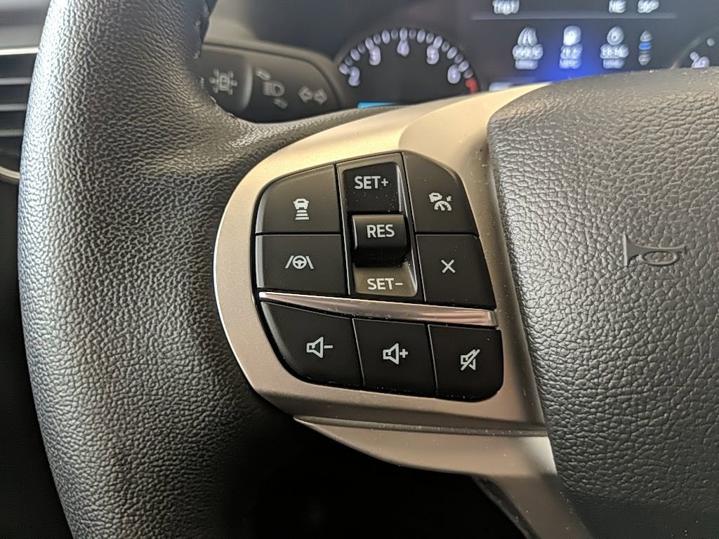 Certified 2023 Ford Explorer Limited w/ Equipment Group 301A image 18