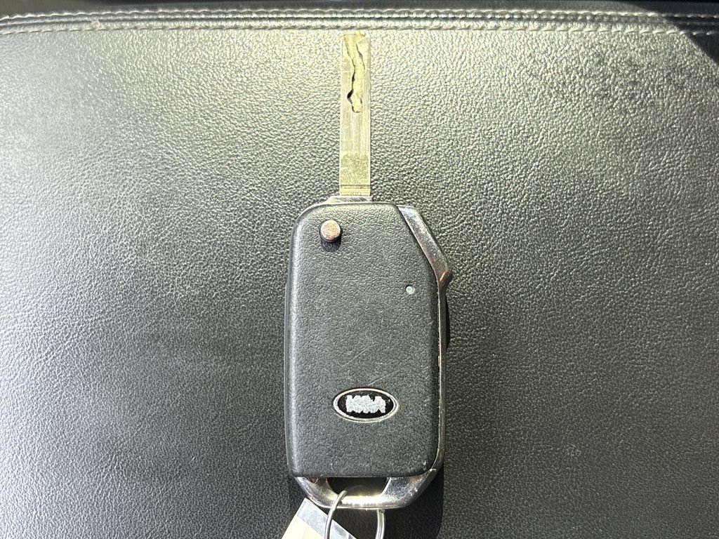 Used 2021 Kia Sorento LX FWD image 31