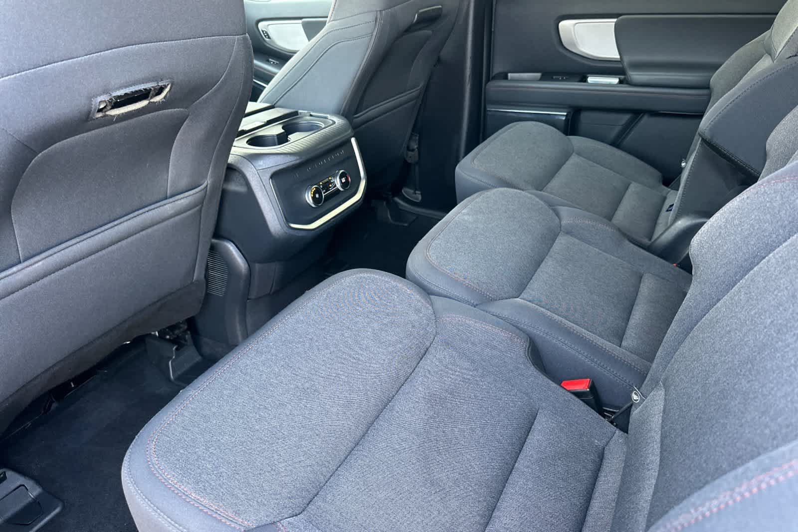 Certified 2025 Ford Expedition Max Active RWD image 4