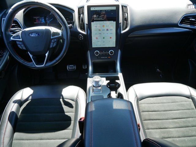Certified 2023 Ford Edge ST-Line AWD/4WD image 16