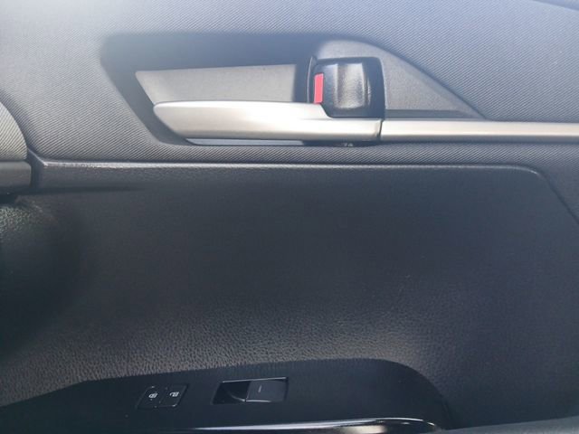 Used 2025 Toyota Camry LE FWD image 17