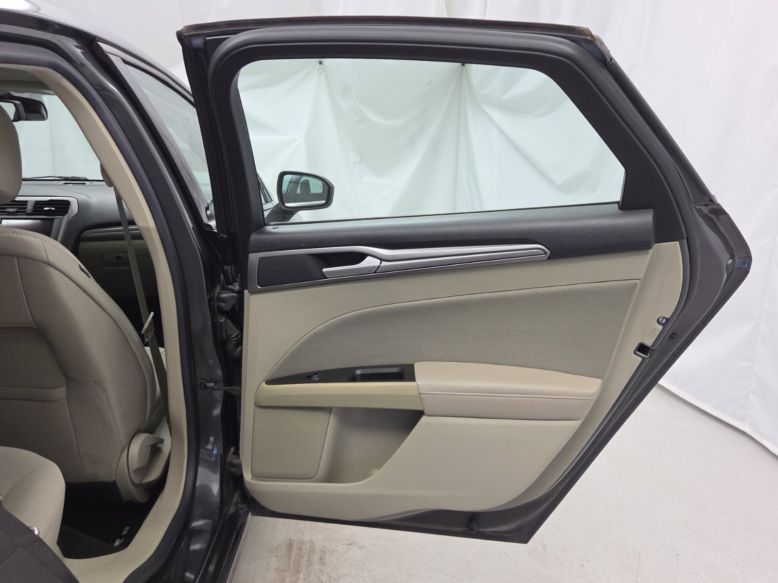 Certified 2020 Ford Fusion SE FWD image 36