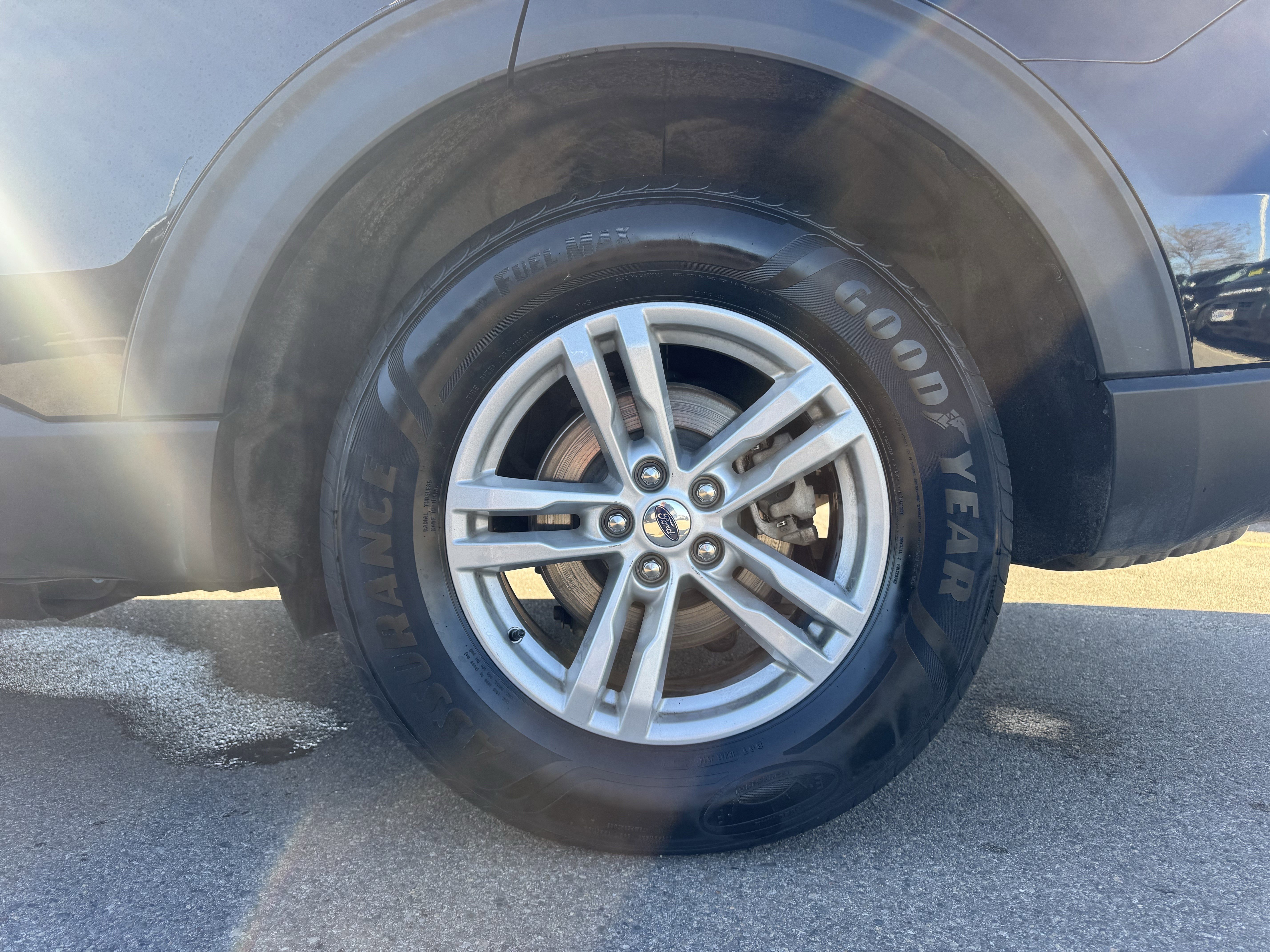 Certified 2024 Ford Explorer XLT w/ Equipment Group 202A image 20