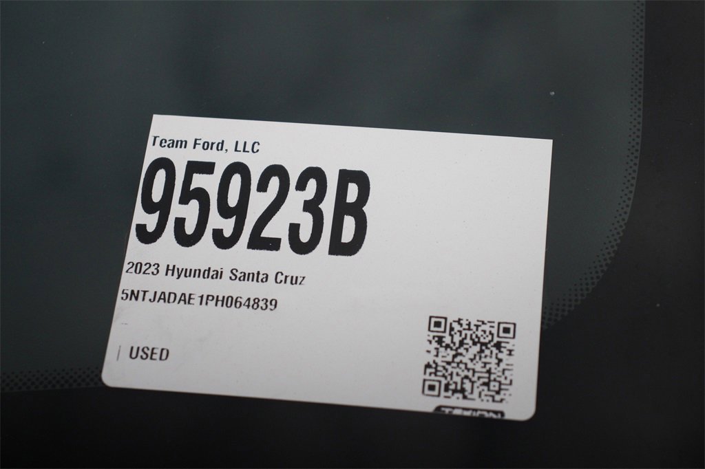 Used 2023 Hyundai Santa Cruz SE w/ Cargo Package image 30