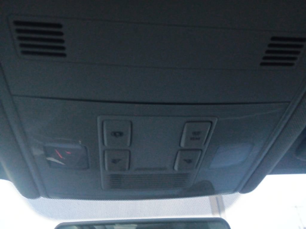 Used 2021 Volkswagen Jetta S image 43