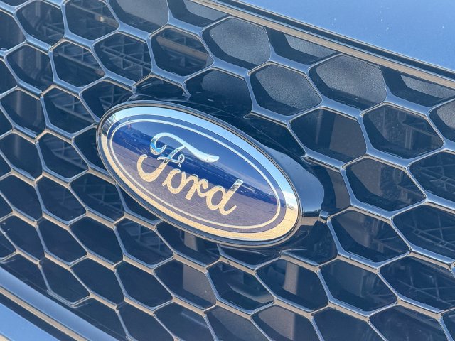 Certified 2024 Ford Edge ST-Line AWD/4WD image 25