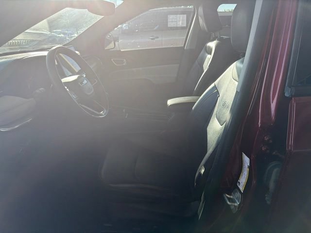 Used 2022 Jeep Compass Limited AWD/4WD image 16