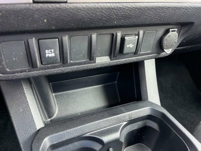 Used 2023 Toyota Tacoma SR5 w/ SR5 Appearance Package image 31