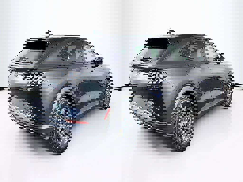 Certified 2022 Ford Mustang Mach-E Select image 5