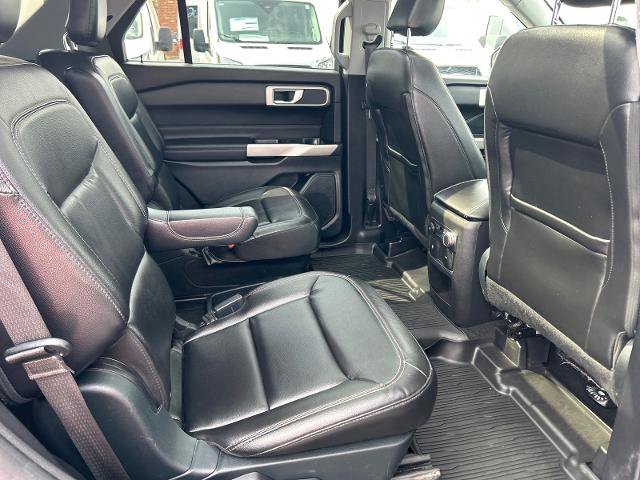 Certified 2021 Ford Explorer XLT w/ Equipment Group 202A image 22