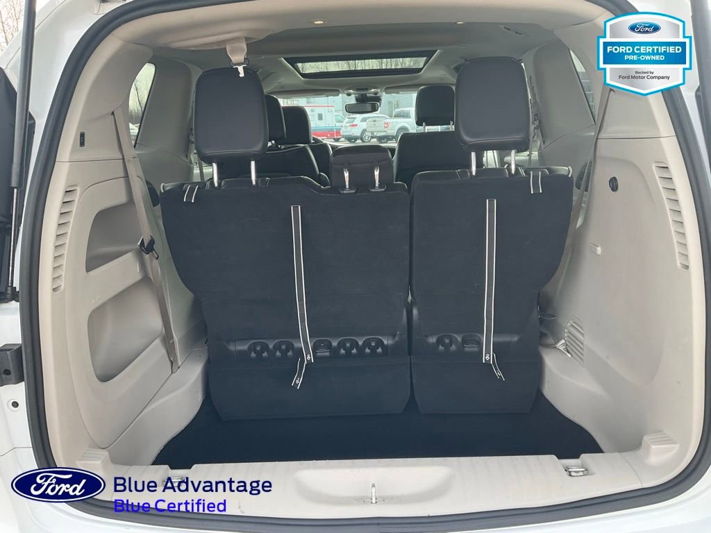 Used 2024 Chrysler Pacifica Limited image 24