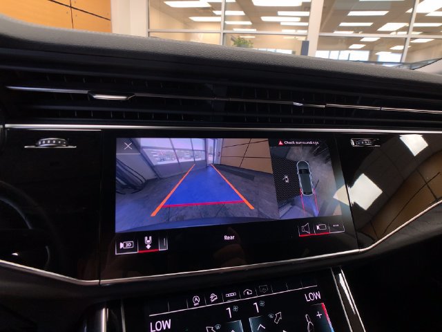 Used 2023 Audi Q8 Premium Plus AWD/4WD image 17