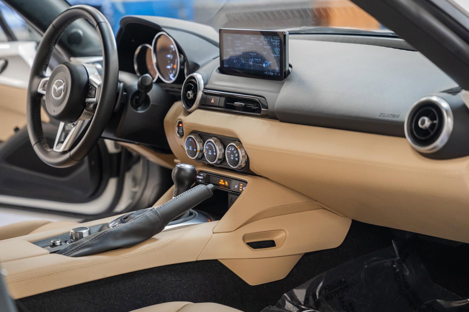 Used 2024 MAZDA MX-5 Miata RF Grand Touring w/ Weather Package image 22