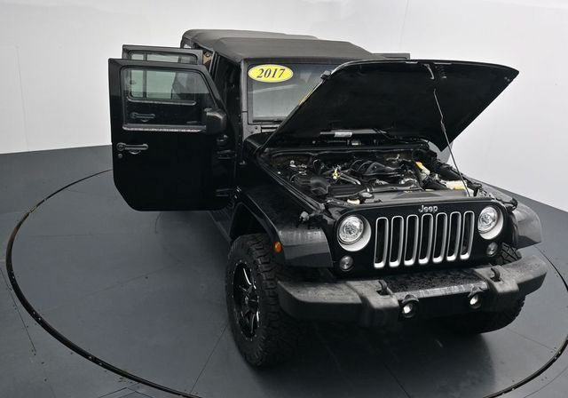 Used 2017 Jeep Wrangler Unlimited Sahara w/ Max Tow Package AWD/4WD image 35