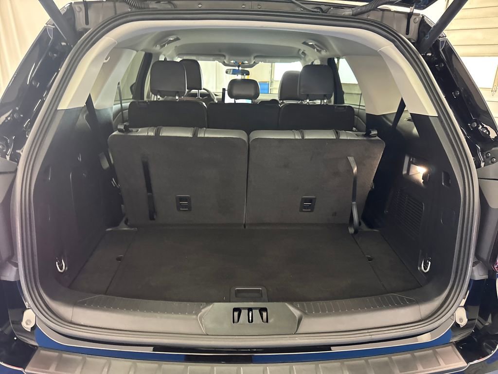 Certified 2025 Ford Explorer Active w/ Active Comfort Package AWD/4WD image 26