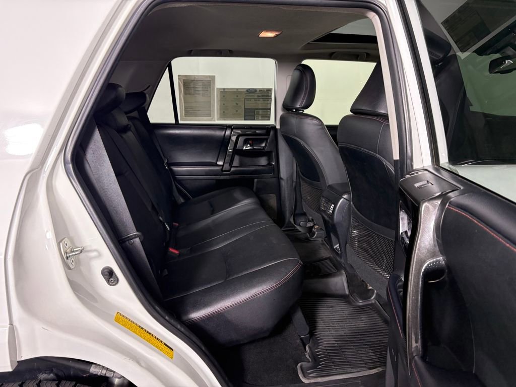 Used 2022 Toyota 4Runner TRD Off-Road Premium image 30