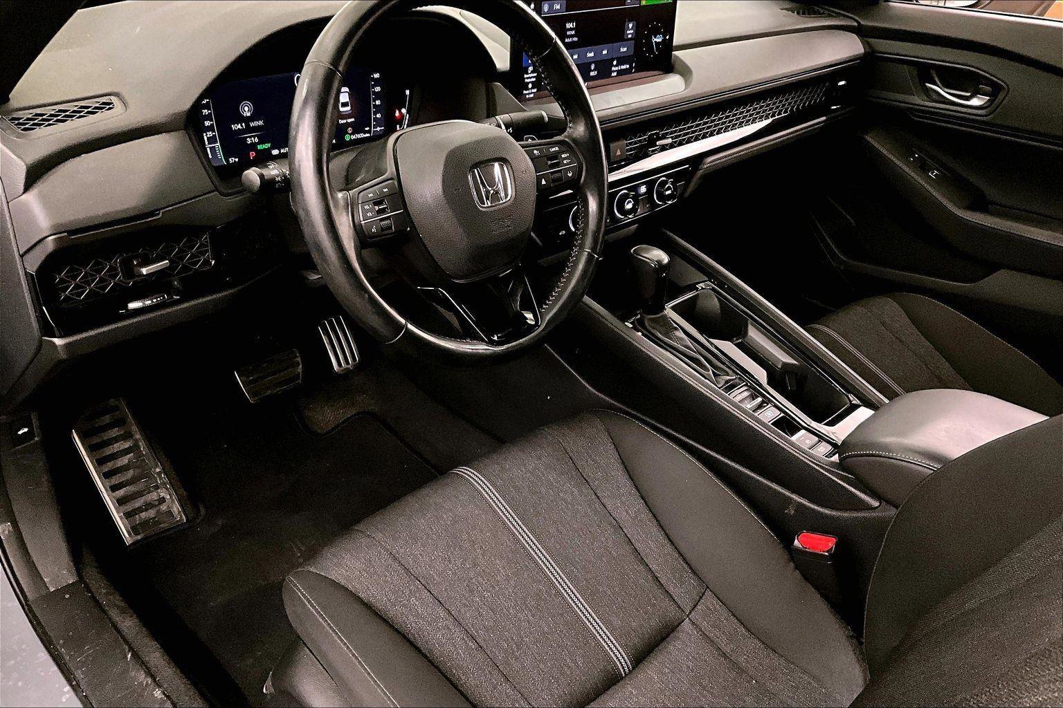 Used 2023 Honda Accord Sport image 12