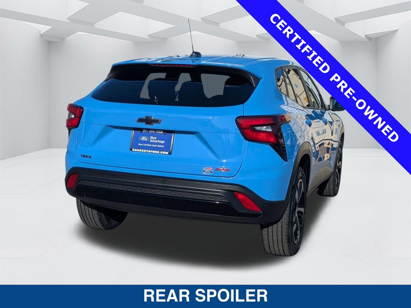 Used 2024 Chevrolet Trax RS w/ Driver Confidence Package FWD image 4