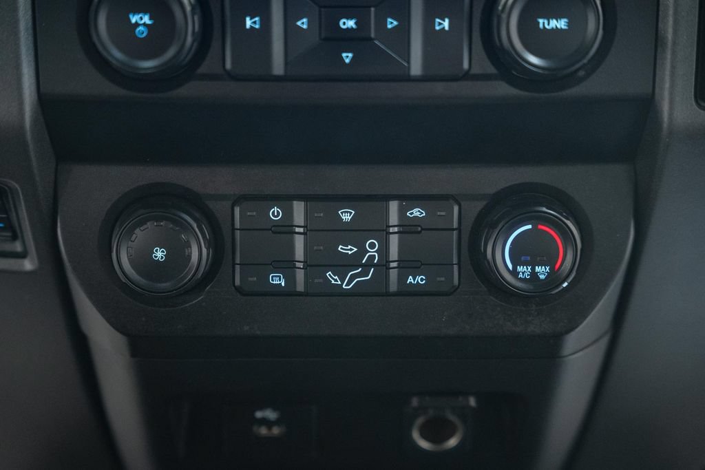 Certified 2020 Ford F250 XL w/ STX Appearance Package RWD image 29